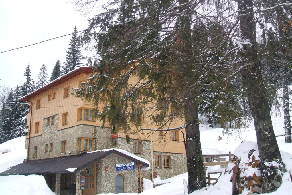 hotel-snjesko-jahorina-1